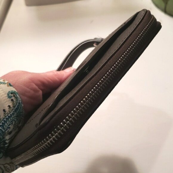 MARC JACOBS NY EMPIRE CITY LEATHER WALLET/WRISTLET ~ DARK GREY - Picture 6 of 12